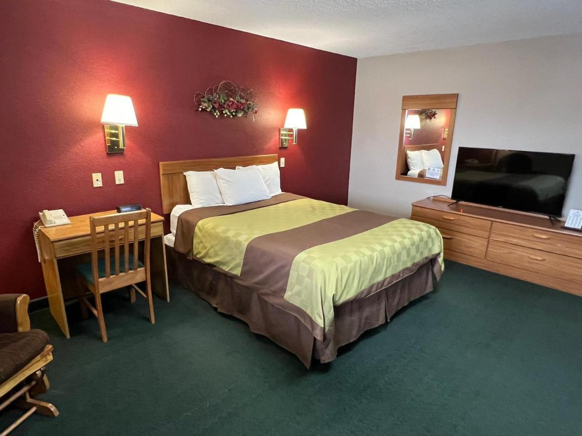 Americas Best Value Inn Suburban Emmetsburg Extérieur photo
