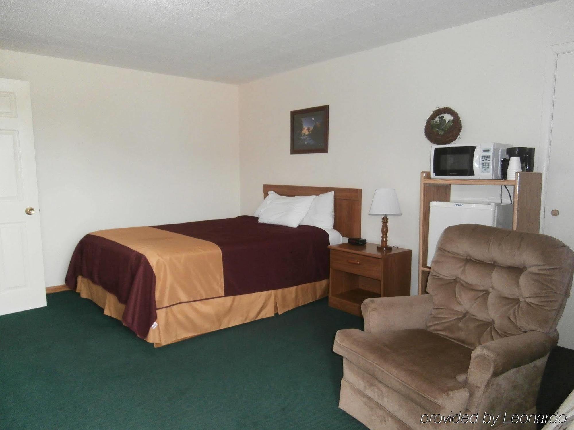 Americas Best Value Inn Suburban Emmetsburg Extérieur photo